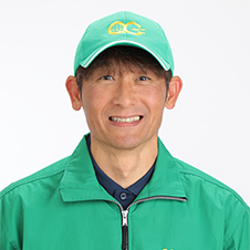 手塚　健